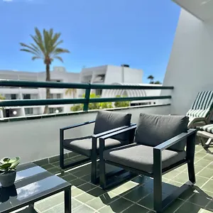 https://the-best-location-las-amricas-parking.tenerifehoteles.net
